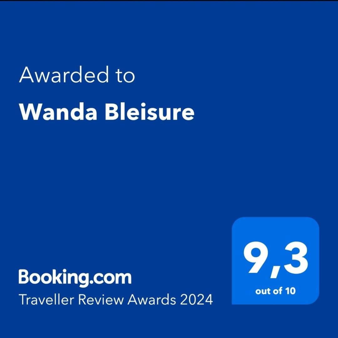 Wanda Bleisure Nápoles Exterior foto
